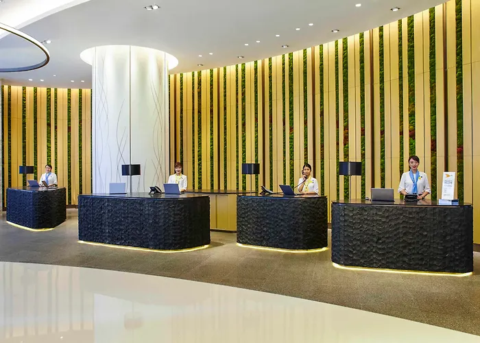 Hotel nahe Flughafen: Novotel Century Hong Kong
